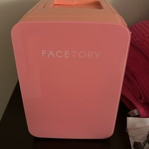 Facetory Skincare/Makeup Fridge ***NEW***